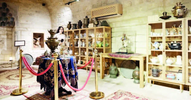 İçərişəhərdə çay dəstgahı xəzinəsi