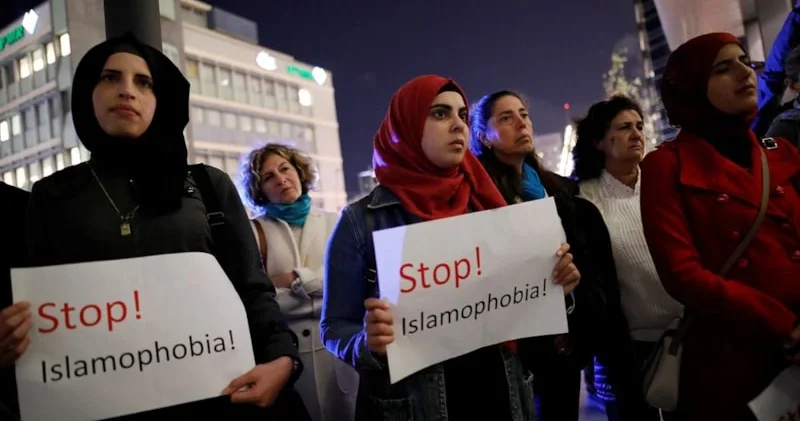Avropada müsəlmanlarla bağlı siyasət dəyişir FOTO