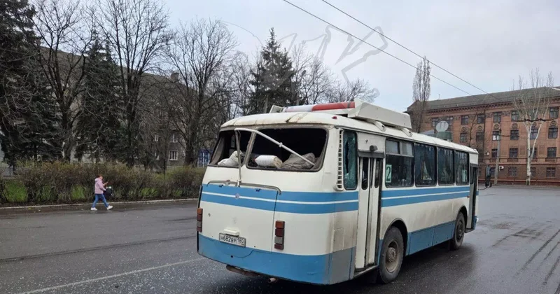 Ukrayna PUA sı Qorlovkada avtobusa hücum edib: 7 nəfər yaralanıb
