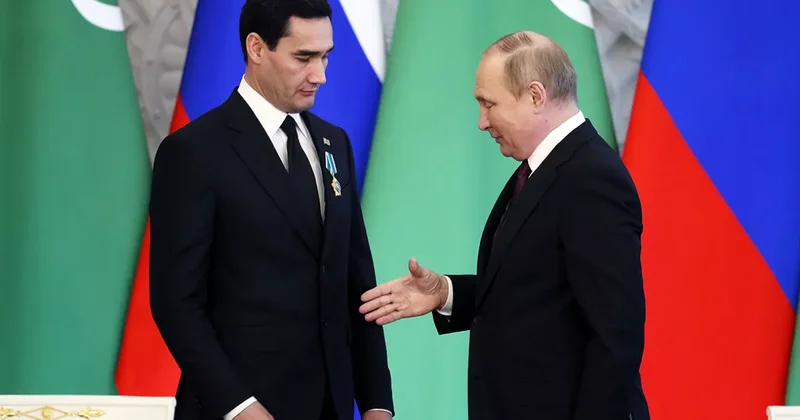 Путин посетит Туркменистан