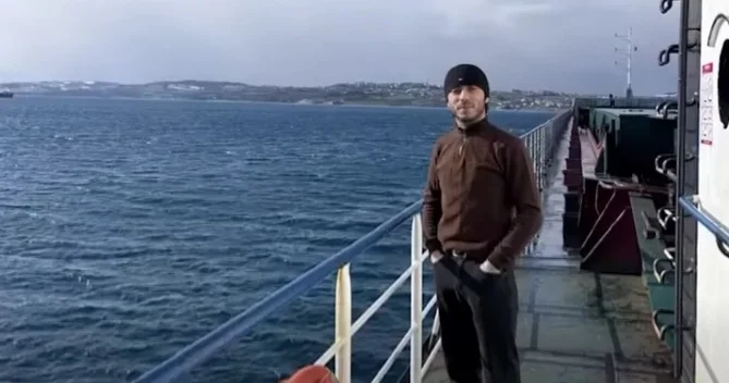 Şəhidimizin adını daşıyan gəmidə dron hücumu nəticəsində yaralanan azərbaycanlının atası danışdı