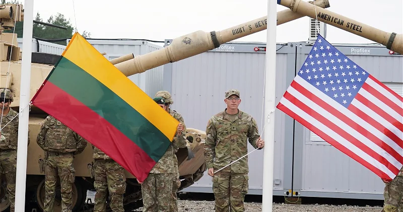Литва заявила о готовности принять на постоянной основе военную базу США