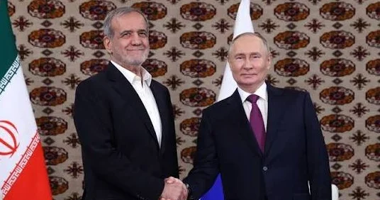 Putinlə Pezeşkianın görüşü olacaq