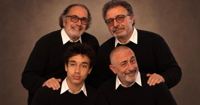 Cem Yılmaz ilk dəfə atası, qardaşı və oğlu ilə fotosunu paylaşdı