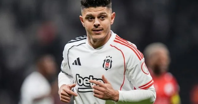 “Beşiktaş”ın zədəli futbolçusundan xəbər var