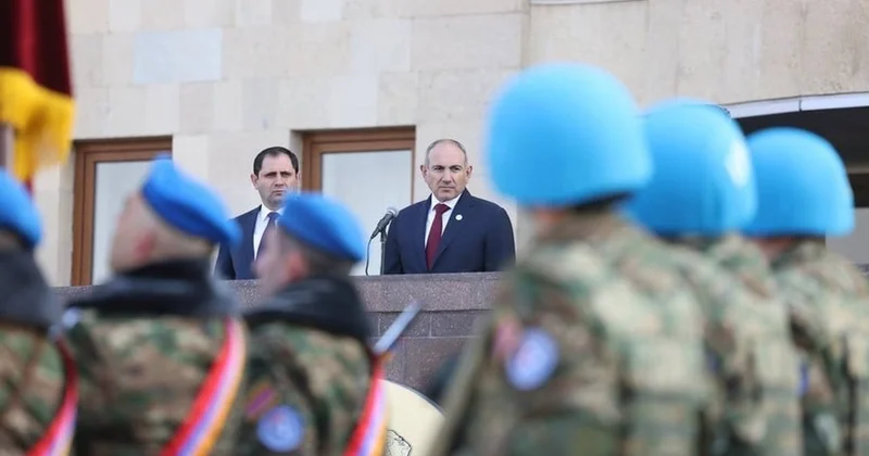 Azərbaycanlı əsgərə görə erməni generallarının poqonu sökülür