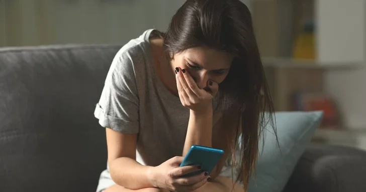 В Баку мужчина распространял интимные видео несовершеннолетней: суд вынес приговор