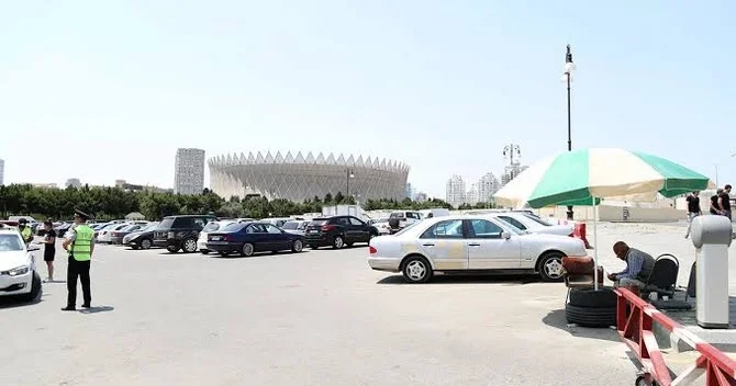 Əli Əsədov duracaqlarda saxlama haqqı ilə bağlı yeni qərar imzaladı