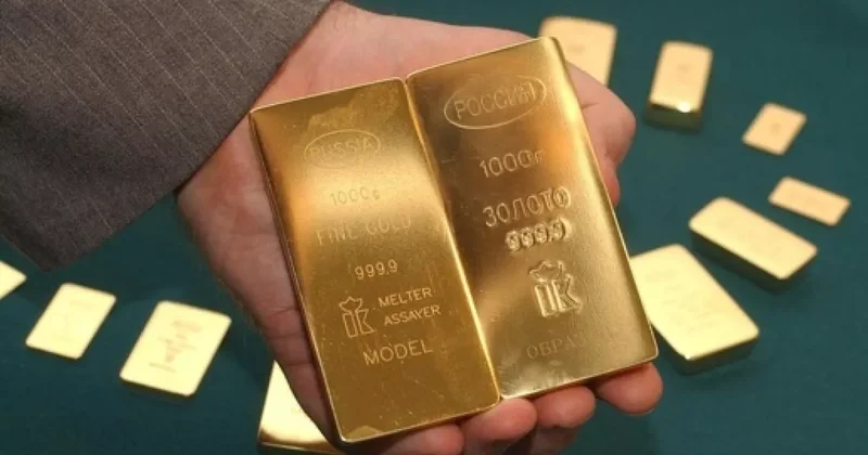 Россия заваливает Гонконг золотом