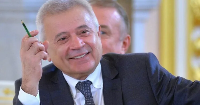 Şövkət Mirziyayev Vahid Ələkbərovla görüşdü