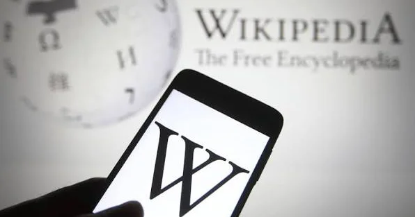 Vikipediyada süni intellekt TƏHLÜKƏSİ