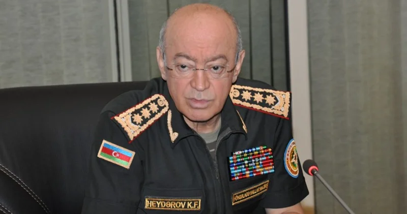 Nazir polkovniki işdən çıxararaq təqaüdə göndərdi FOTO