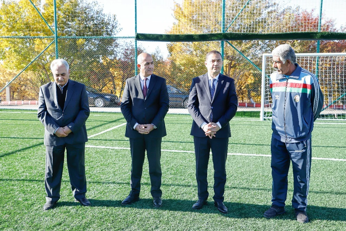 Kəngərlidə minifutbol meydançasında açılış FOTO İdman və Biz