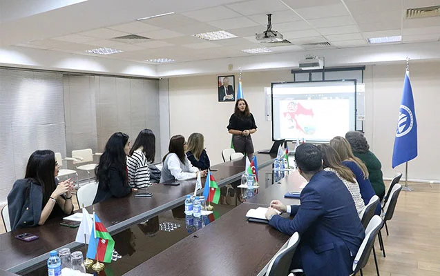 Xorvatiyalı mütəxəssis Azərbaycan Universitetində təcrübə mübadiləsində olub Foto