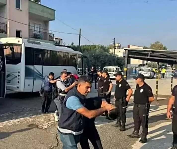 14 yaşlı qıza cinsi istismar şübhəsi ilə 18 nəfər saxlanıb