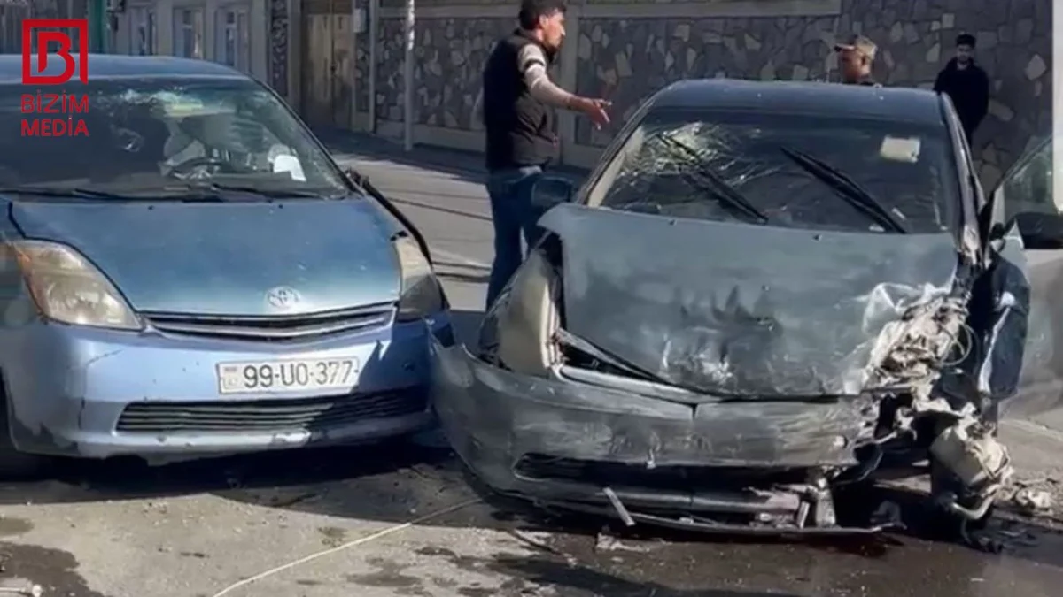 Göyçayda iki Prius toqquşdu: Xəsarət alanlar var VİDEO