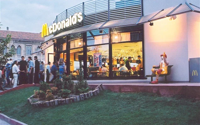 “McDonalds” Azərbaycanda 25 illik yubileyini qeyd edir Fotolar