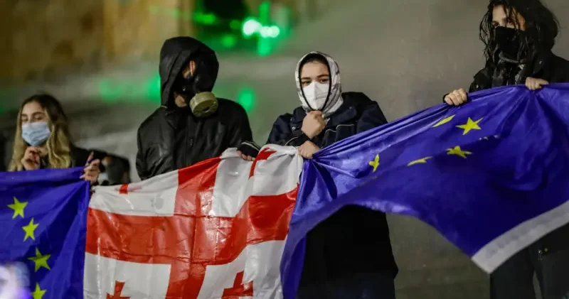 “Demokratiyadan geriyə dönüş“: Avropa İttifaqı Gürcüstanı sərt tənqid etdi BBC