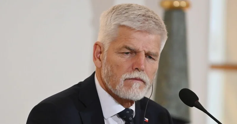 Çexiya prezidenti Fiala hökumətinin istefasını qəbul etdi