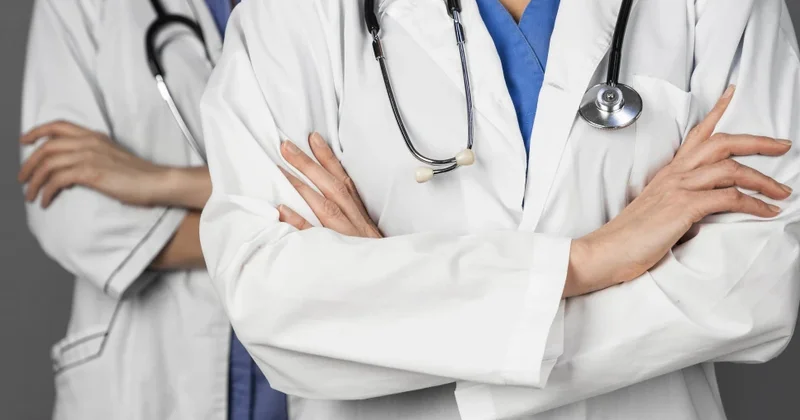 Eyni sahədə çalışır, fərqli maaş alırlar...