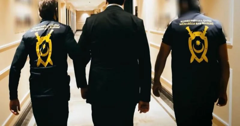 İmtahanda gizli cihaz qalmaqalı: Abituriyentlərə kömək edən şəbəkə ifşa olundu