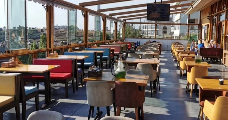 50% безналичного оборота кафе и ресторанов освободят от НДС