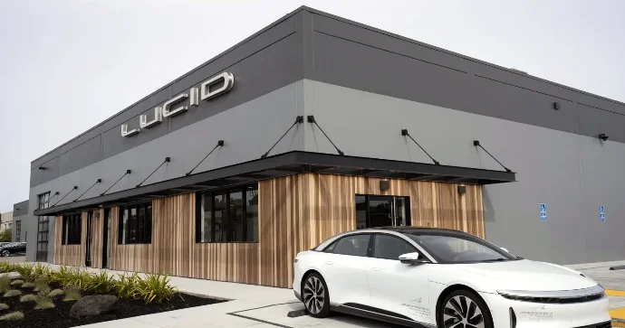 Elektrikli avtomobil istehsalçısının zərəri artdı