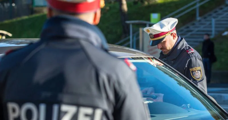 В Австрии обнаружен тайник с оружием планировались теракты против евреев