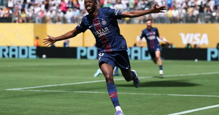 ФИФА опубликовала список кандидатов на приз лучшему игроку года