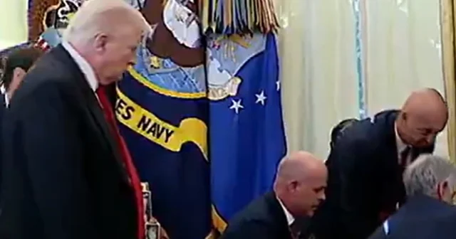 Trampın çıxışından əvvəl ürəyi getdi VİDEO