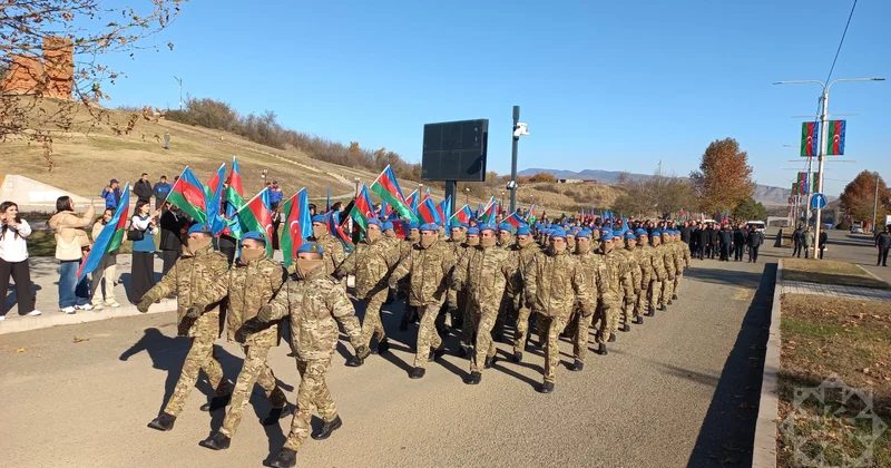 Xankəndidə hərbçilərin yürüşü keçirilir