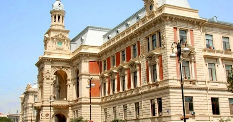 Eldar Əzizov irad bildirmişdi, vəzifəsindən azad olundu