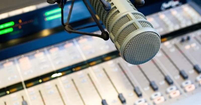 Azərbaycan radioları keçmişdən bu günə: Nə dəyişdi? VİDEO