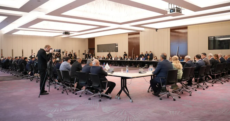 В Баку обсуждают возвращение в Западный Азербайджан Minval Politika