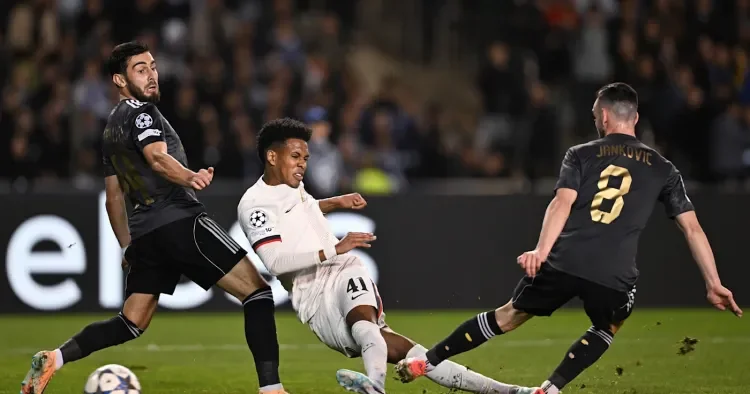 Qarabağ meydançanın hər santimetrində döyüşdü