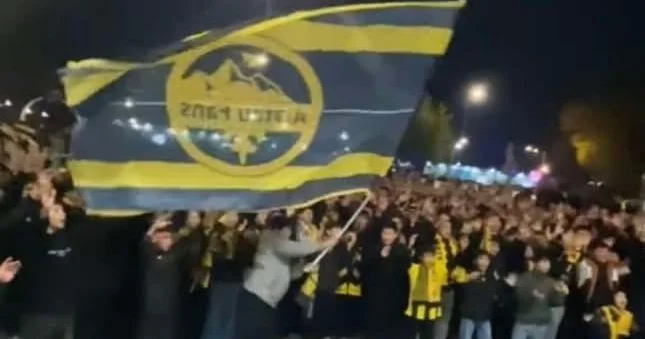 “Kayrat” azarkeşlərindən “Qarabağ”a möhtəşəm dəstək Video