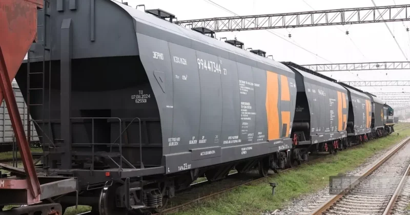 В Баладжары прибыл поезд, следующий в Армению с казахстанским зерном