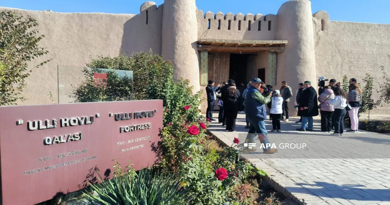 Azərbaycanlı jurnalistlər Özbəkistanda Ülli Hövli kompleksində olublar