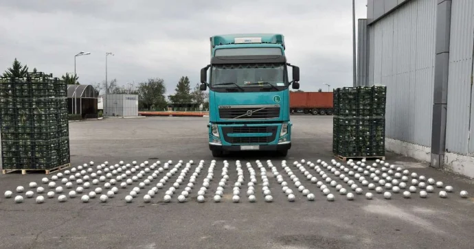 Biləsuvarda ƏMƏLİYYAT: Kahı yükünün arasında külli miqdarda narkotik aşkarlandı FOTO