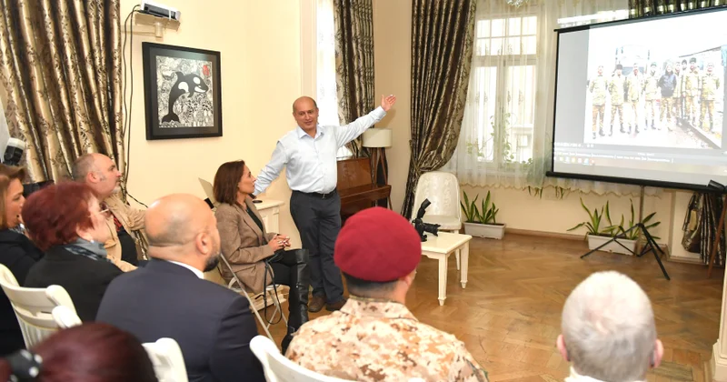 Maqsud İbrahimbəyov Yaradıcılıq Mərkəzində AZƏRTAC ın fotojurnalistinin fərdi sərgisi açılıb