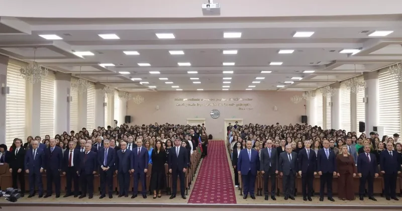 В БСУ состоялась конференция о новой концепции развития Азербайджана ФОТО