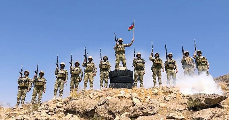 Vətənə daş, torpağa qardaş, ölkəyə vətəndaş olduq!