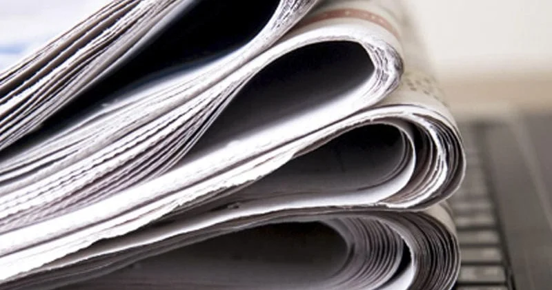 Qəzet dövrü bitir? Heç olmasa ikisi qalmalıdır