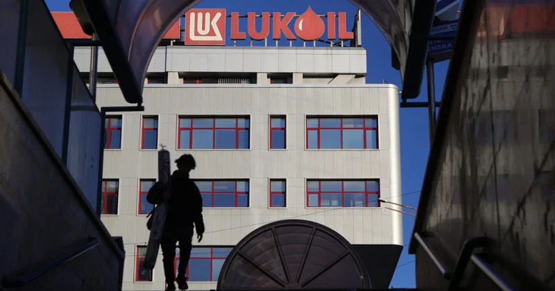 ЛУКОЙЛ отказался от поставок нефти в Баку