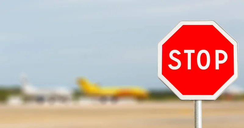 Beş jurnalistin ölkədən çıxışına qadağa qoyuldu FOTO