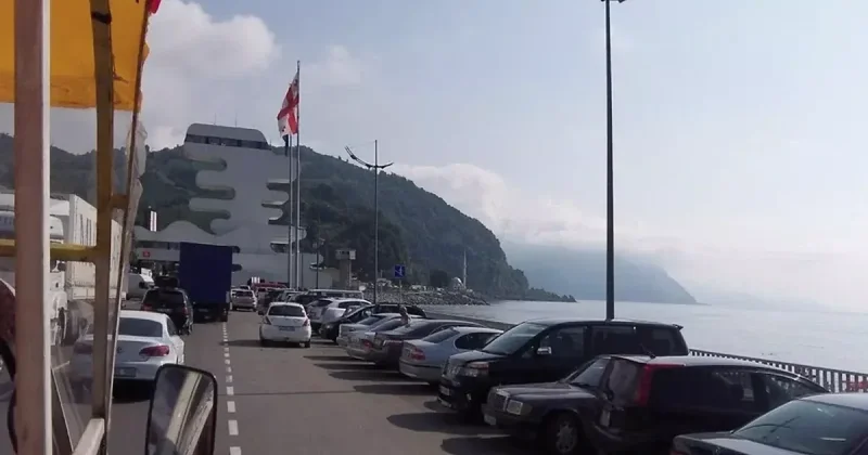 В Грузии объявлен международный тендер на строительство магистрали Батуми Сарпи