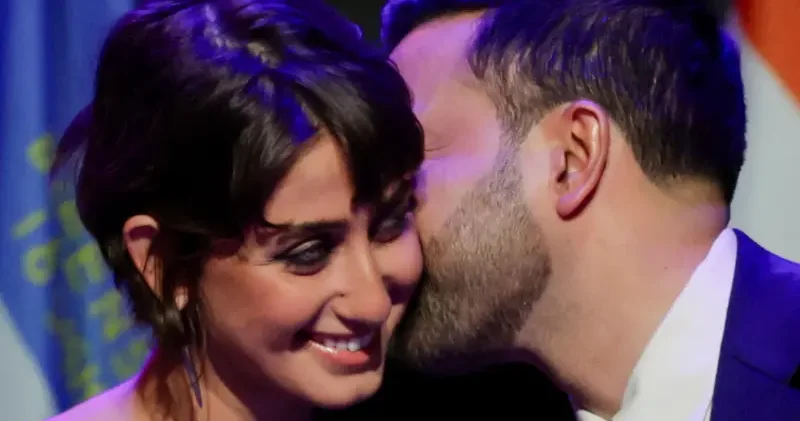 Nyu Yorkun müsəlman meri: özü hind, arvadı suriyalıdır FOTO