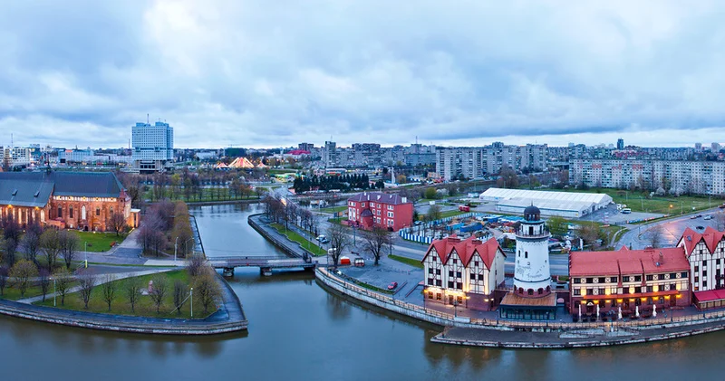 Kalininqrad üzərində “qara buludlar” ...