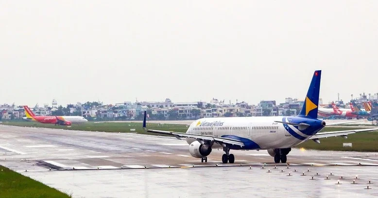 “Kalmaegi” tayfunu Vyetnamı iflic etdi: 50 dən çox reys ləğv olundu