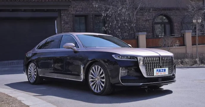 Yol polisi Çinin bu maşınlarını qeydiyyata almaqdan imtina edir FOTO